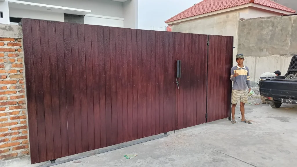 foto pagar besi motif kayu ciamis