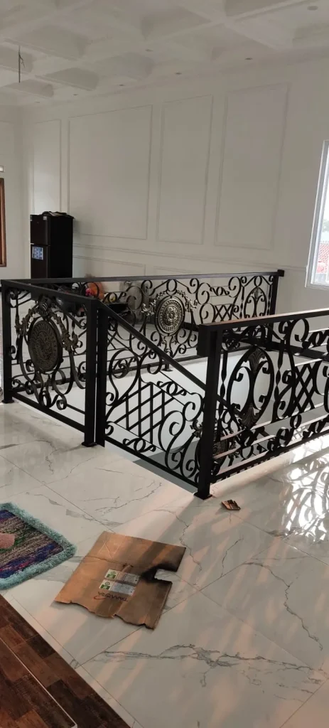 foto pagar railing tangga ciamis